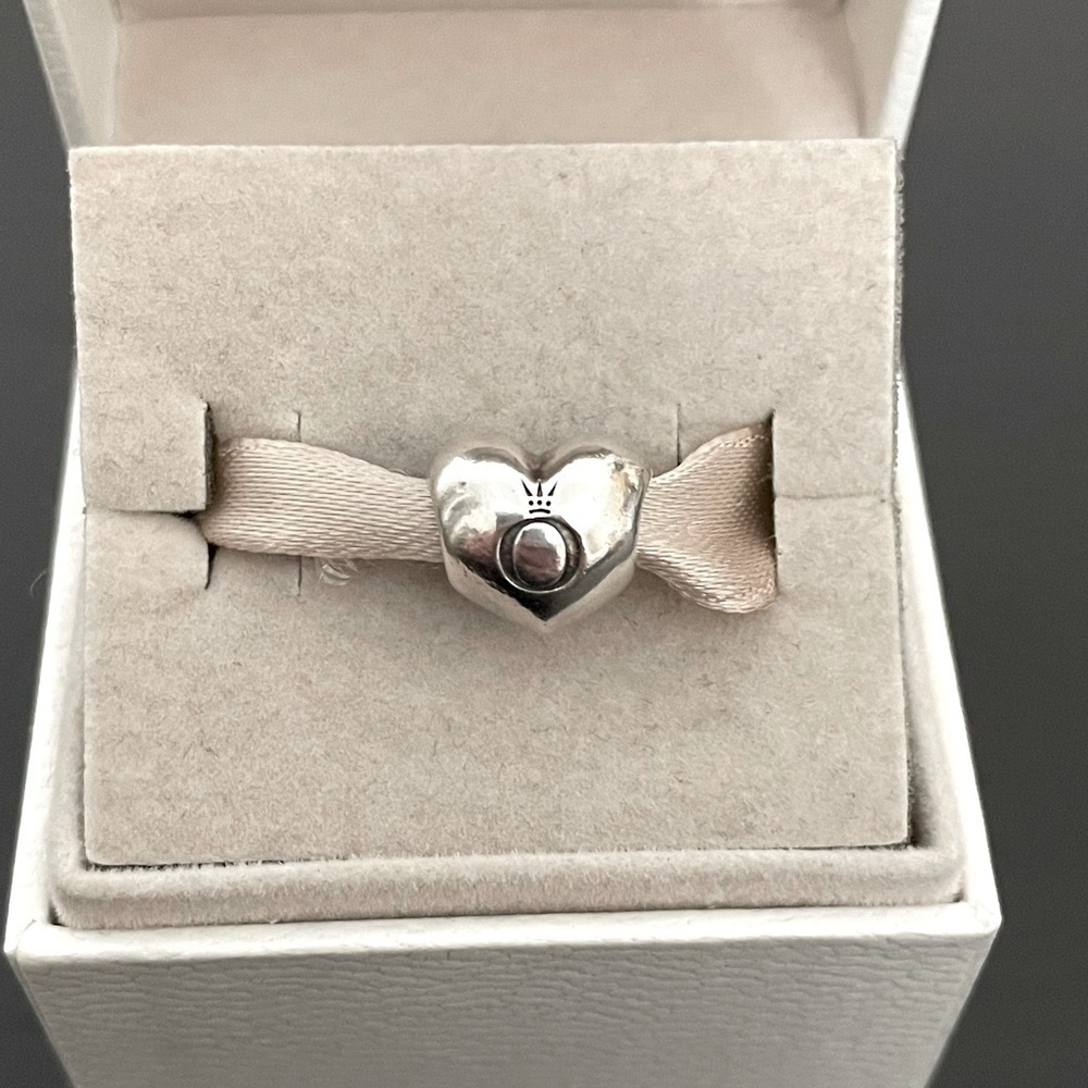 Pandora Love Struck Charm - Picture 4 of 4